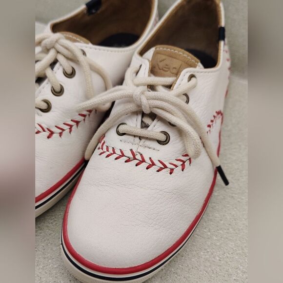 Keds Leather Champion MLB  Pennant Baseball Sneakers Shoes Sz 5 Vintage - Picture 12 of 16